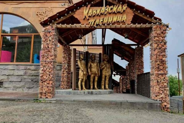 104704680_6900929584_9xXwq