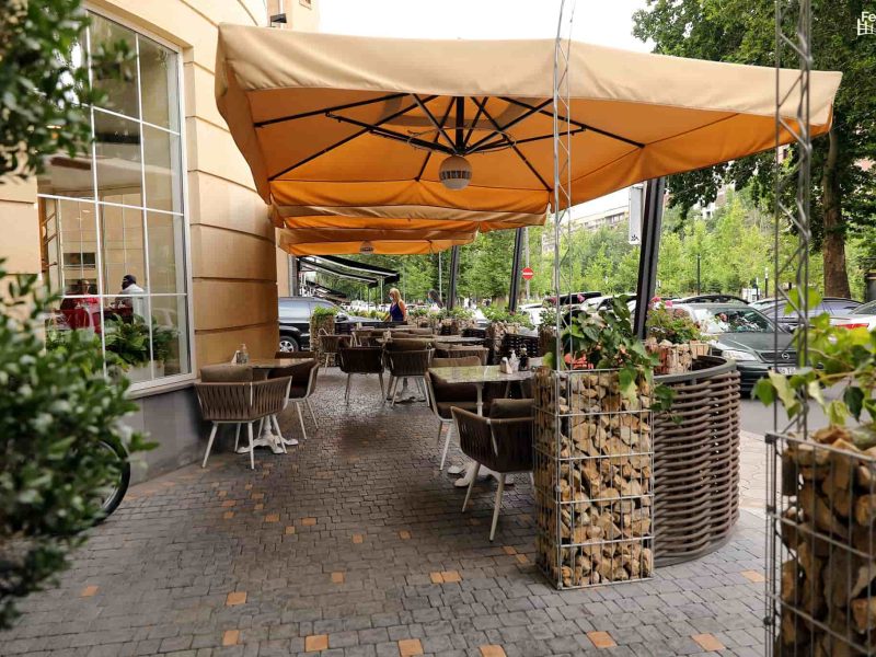 116133107_7123890495_6bd2x